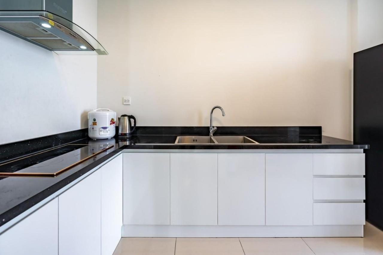 مدينة هوشي منه Henry Home - Rivergate المظهر الخارجي الصورة